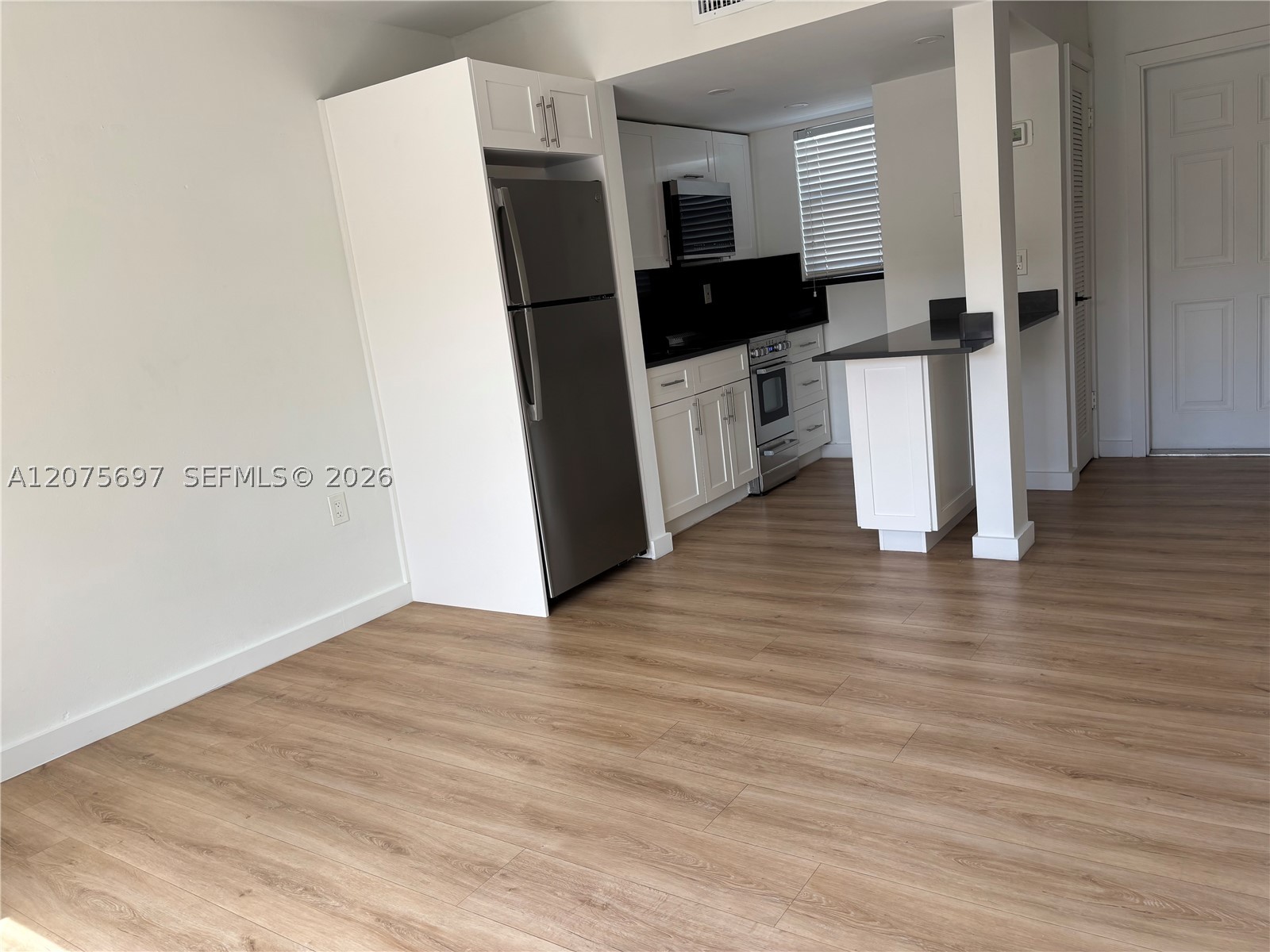 1025 Sw 6th Ave 6 Property Photo 2