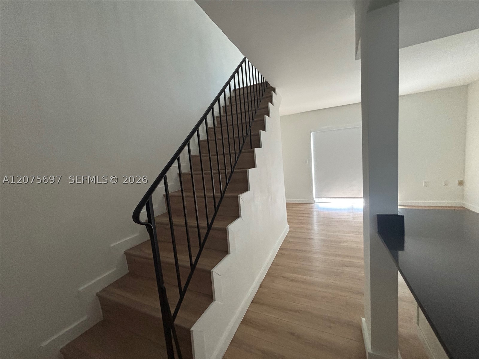1025 Sw 6th Ave 6 Property Photo 4