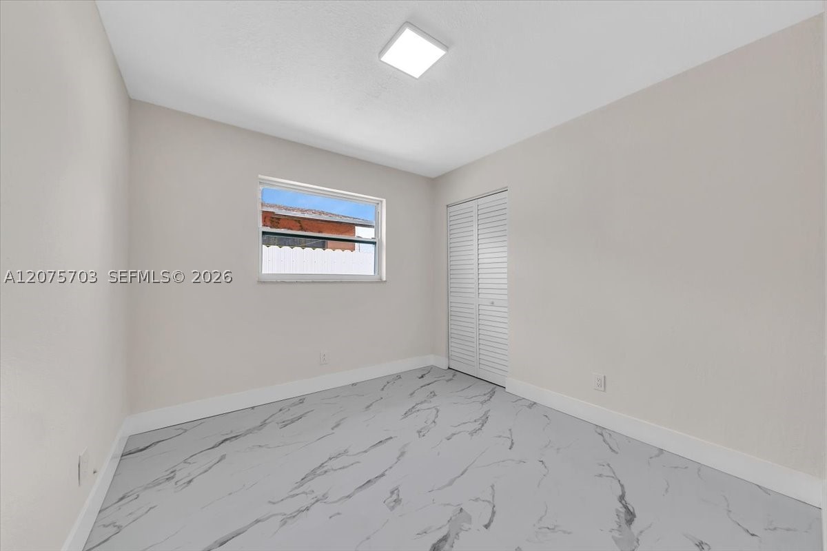 1125 Nw 27th Ave Property Photo 40