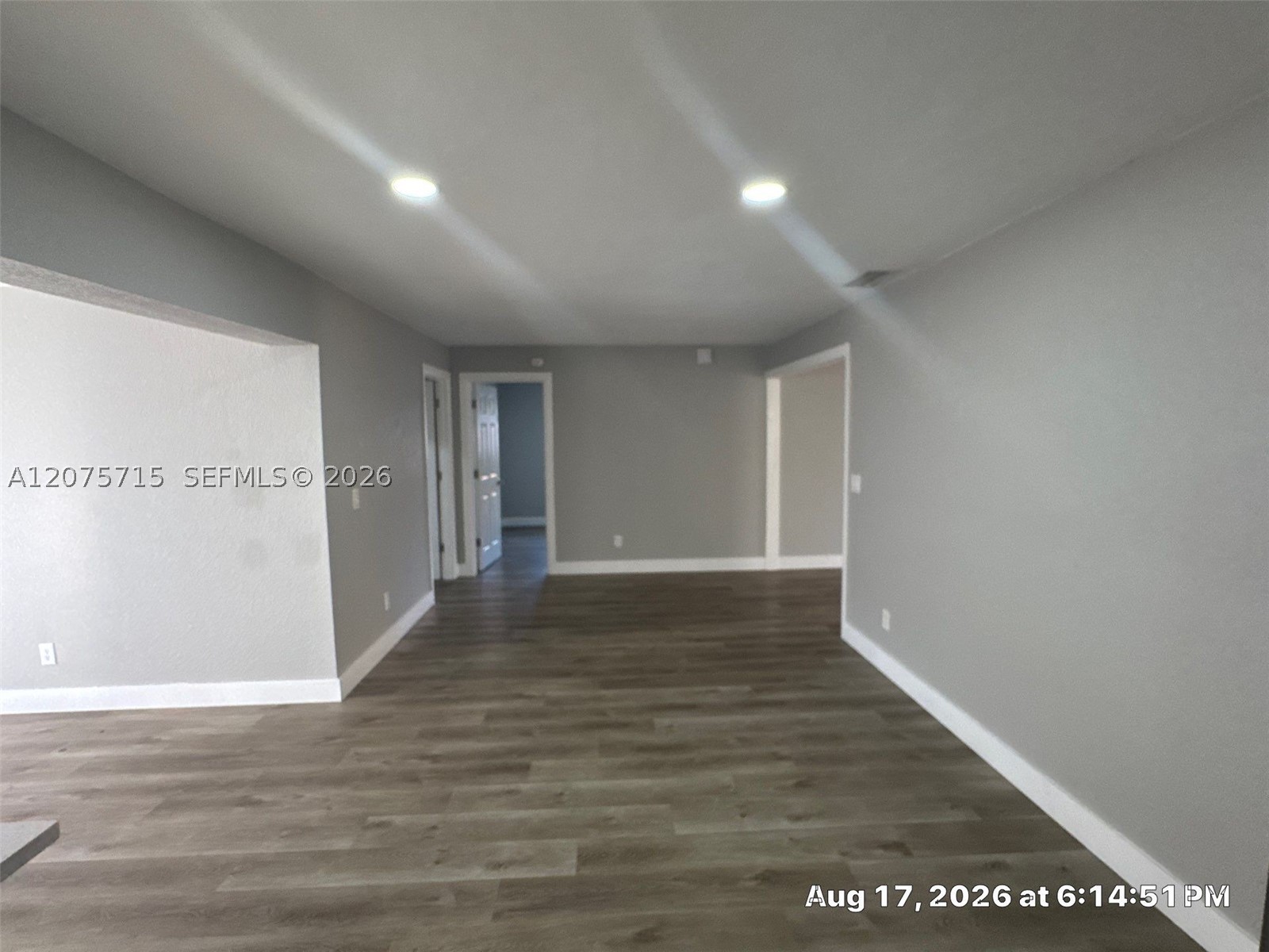 9401 Nw 20th St Property Photo 4