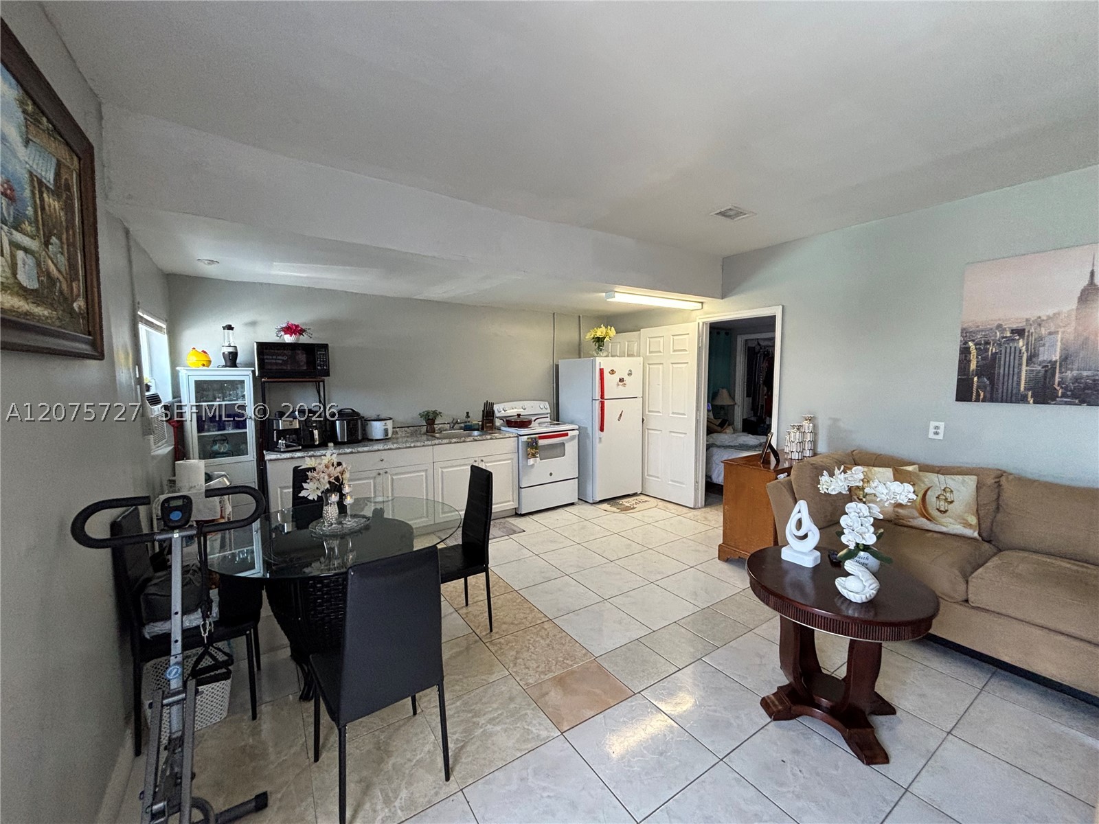 5730 Plunkett St Property Photo 4