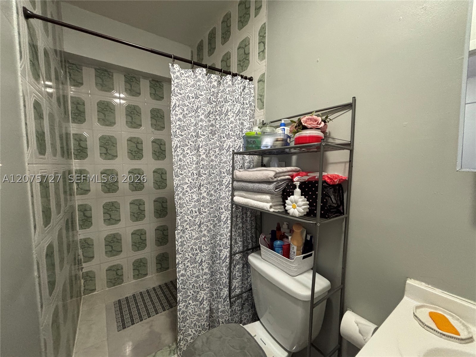 5730 Plunkett St Property Photo 10