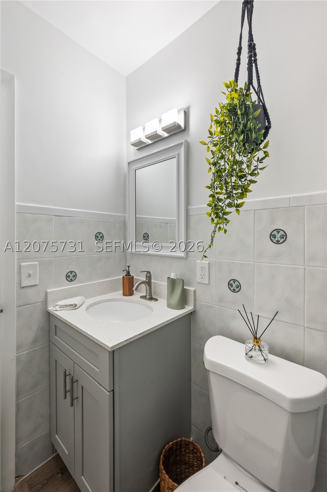 2917 Center St - Property Photo 21