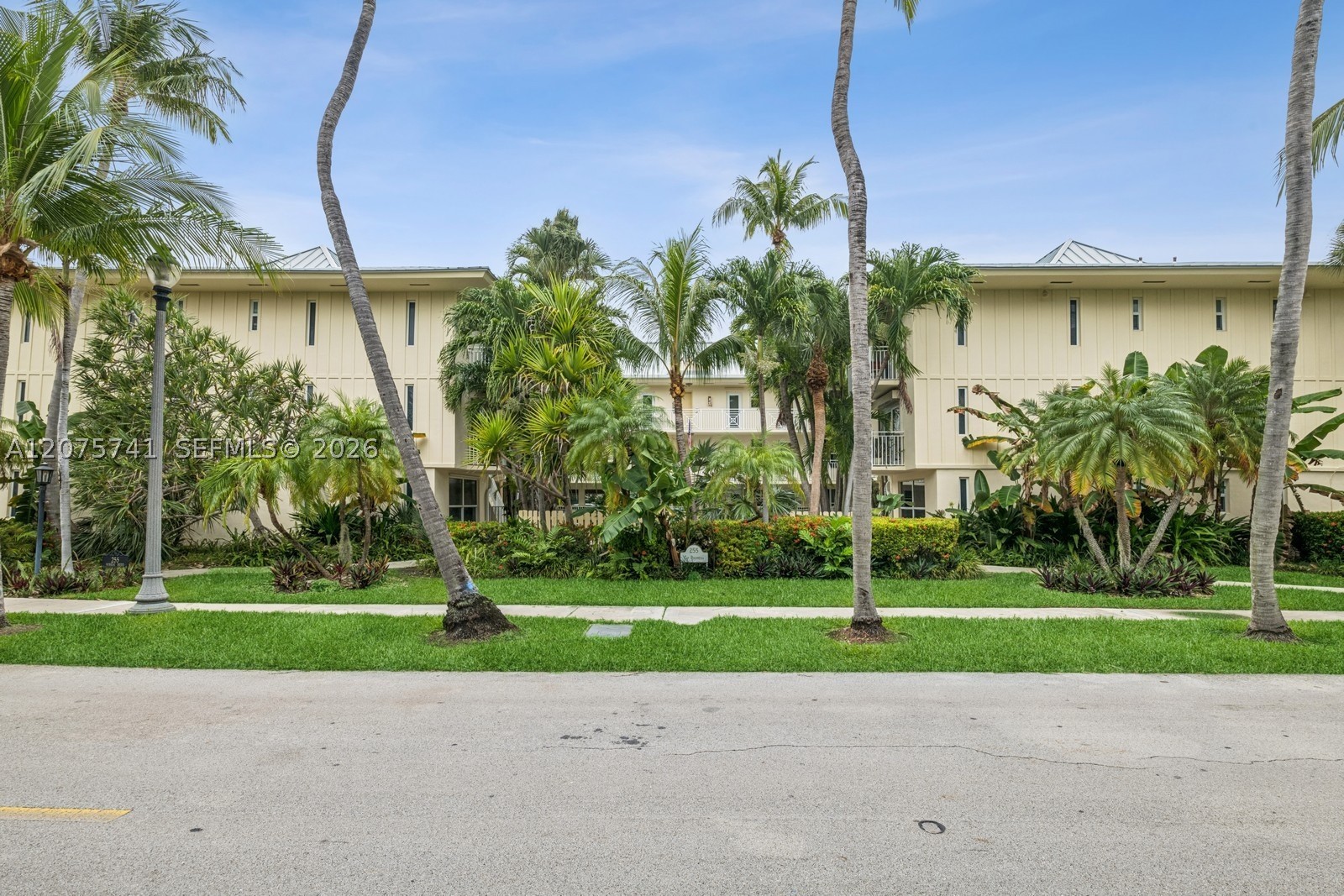 255 Sunrise Dr 107 Property Photo 2