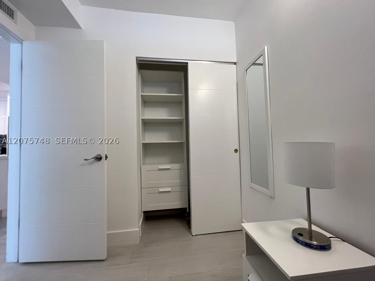 5601 Collins Ave 412a Property Photo 26