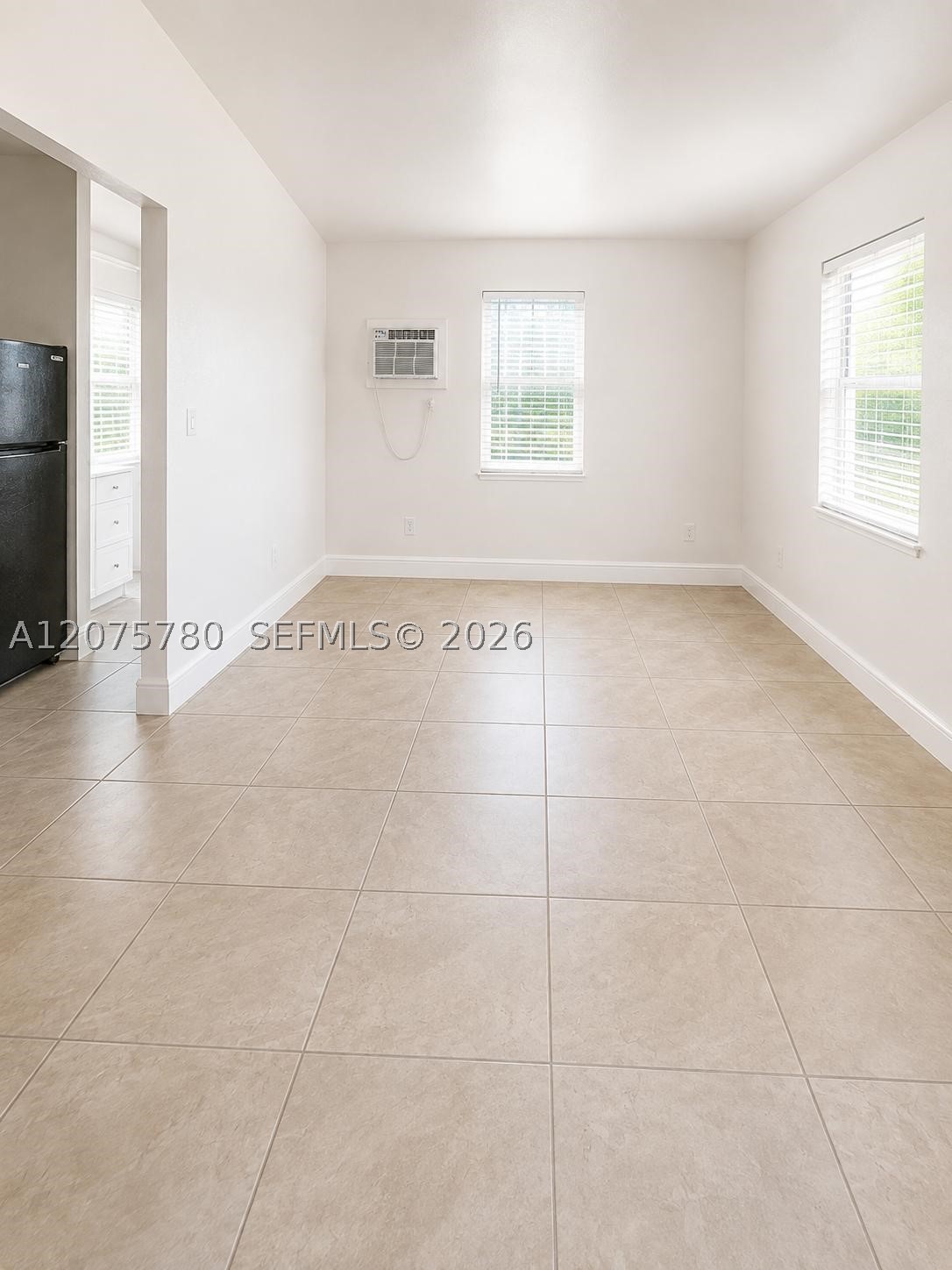 633 Mokena Dr 1 Property Photo 2