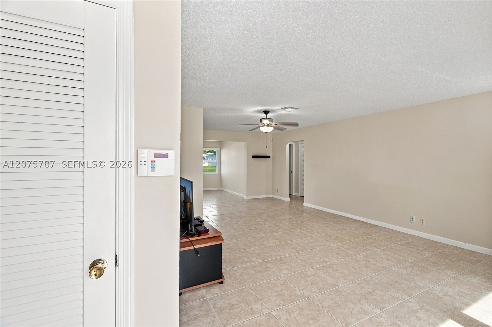 1431 Nw 85th Way Property Photo 4