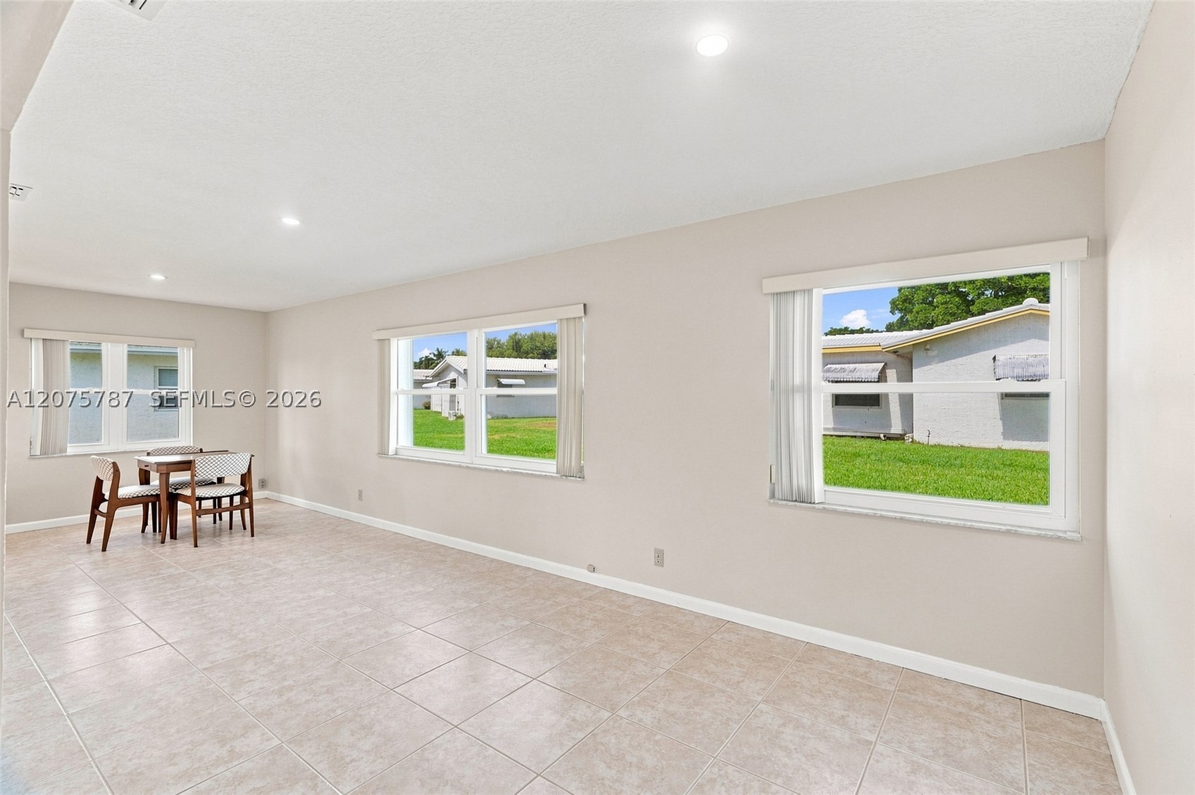 1431 Nw 85th Way Property Photo 17