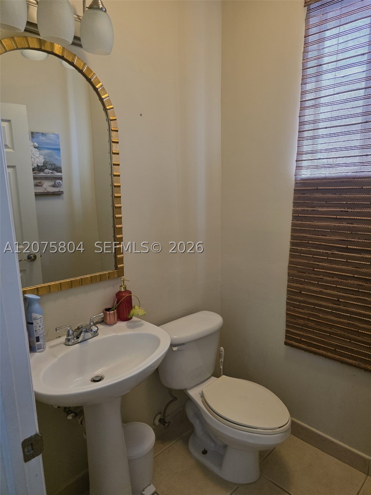 A12075804 Property Photo 11
