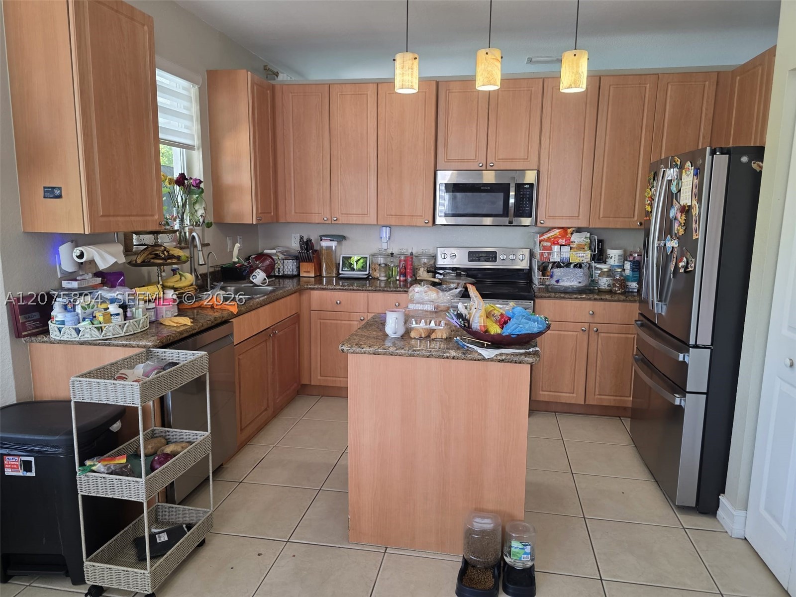 A12075804 Property Photo 17