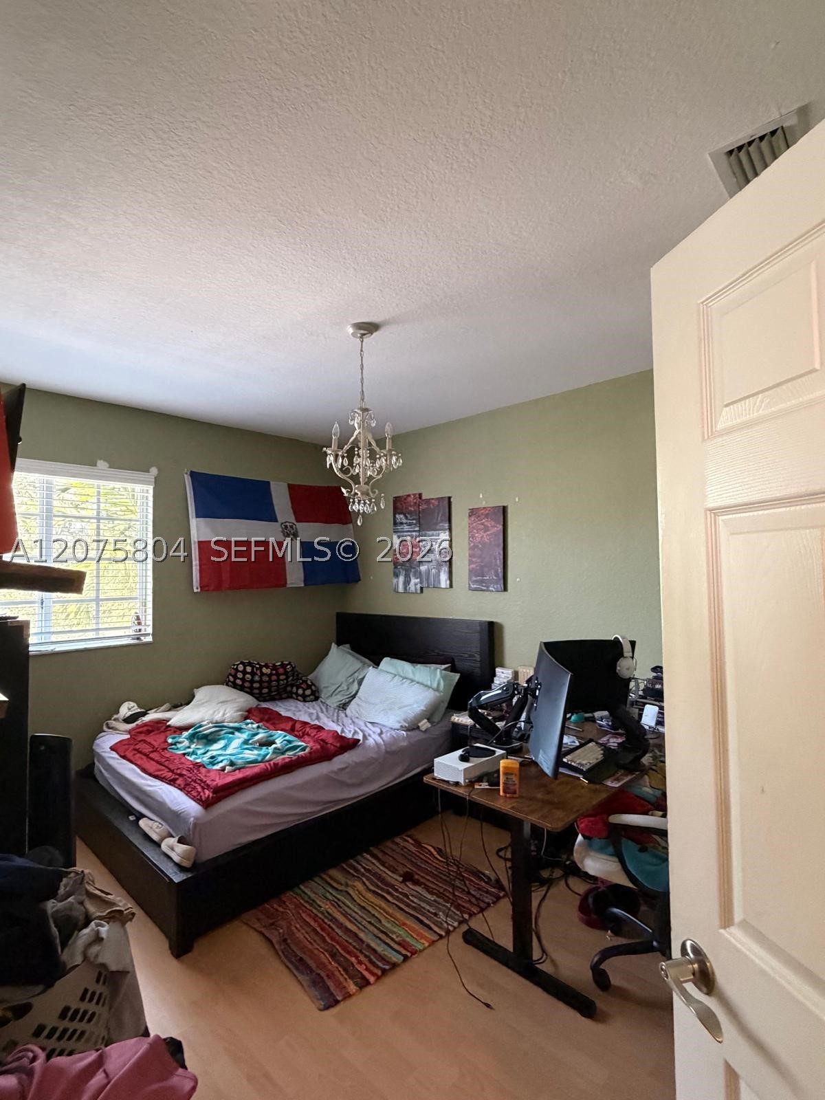 A12075804 Property Photo 22
