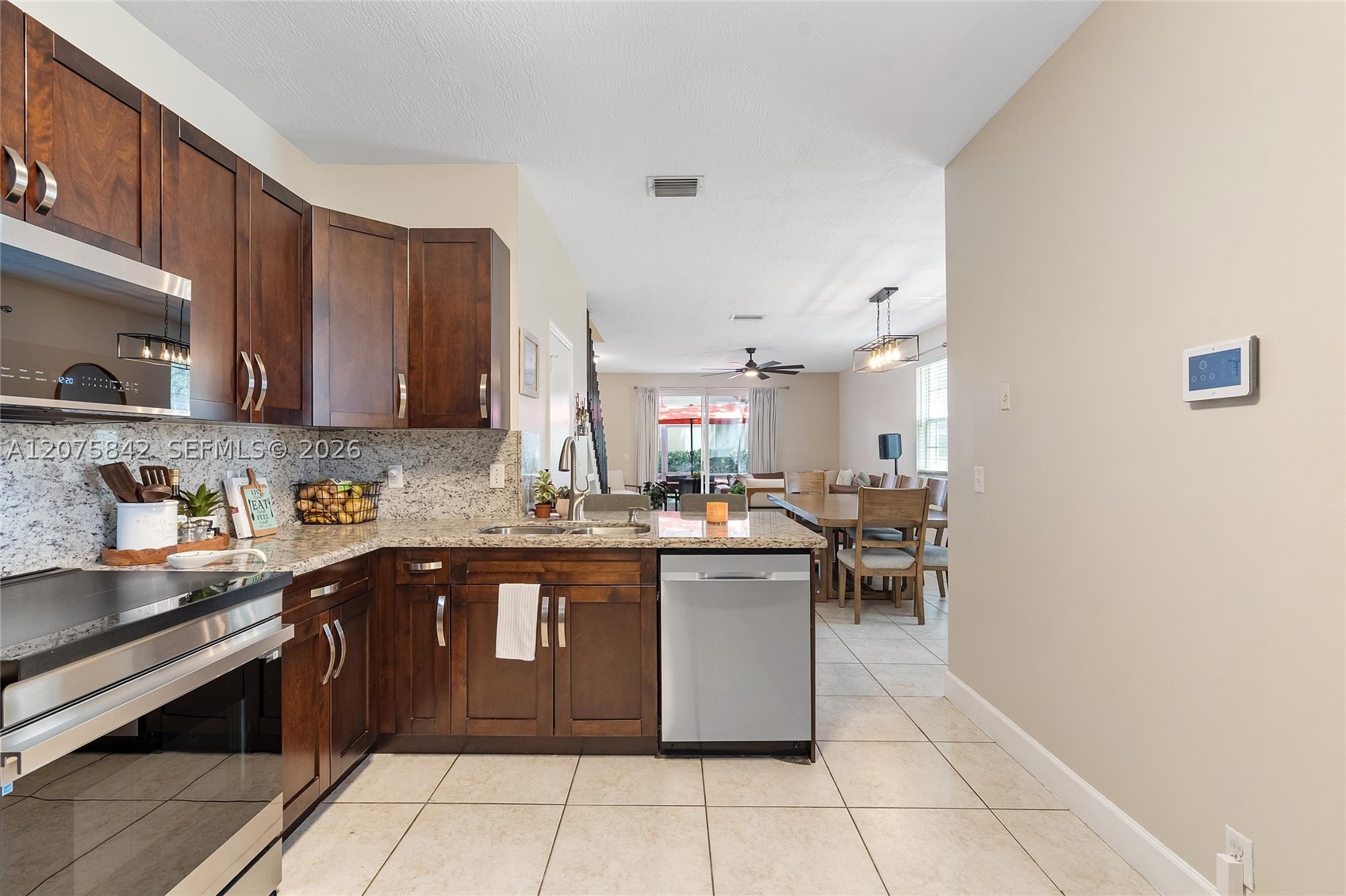 2224 Salerno Cir Property Photo 19