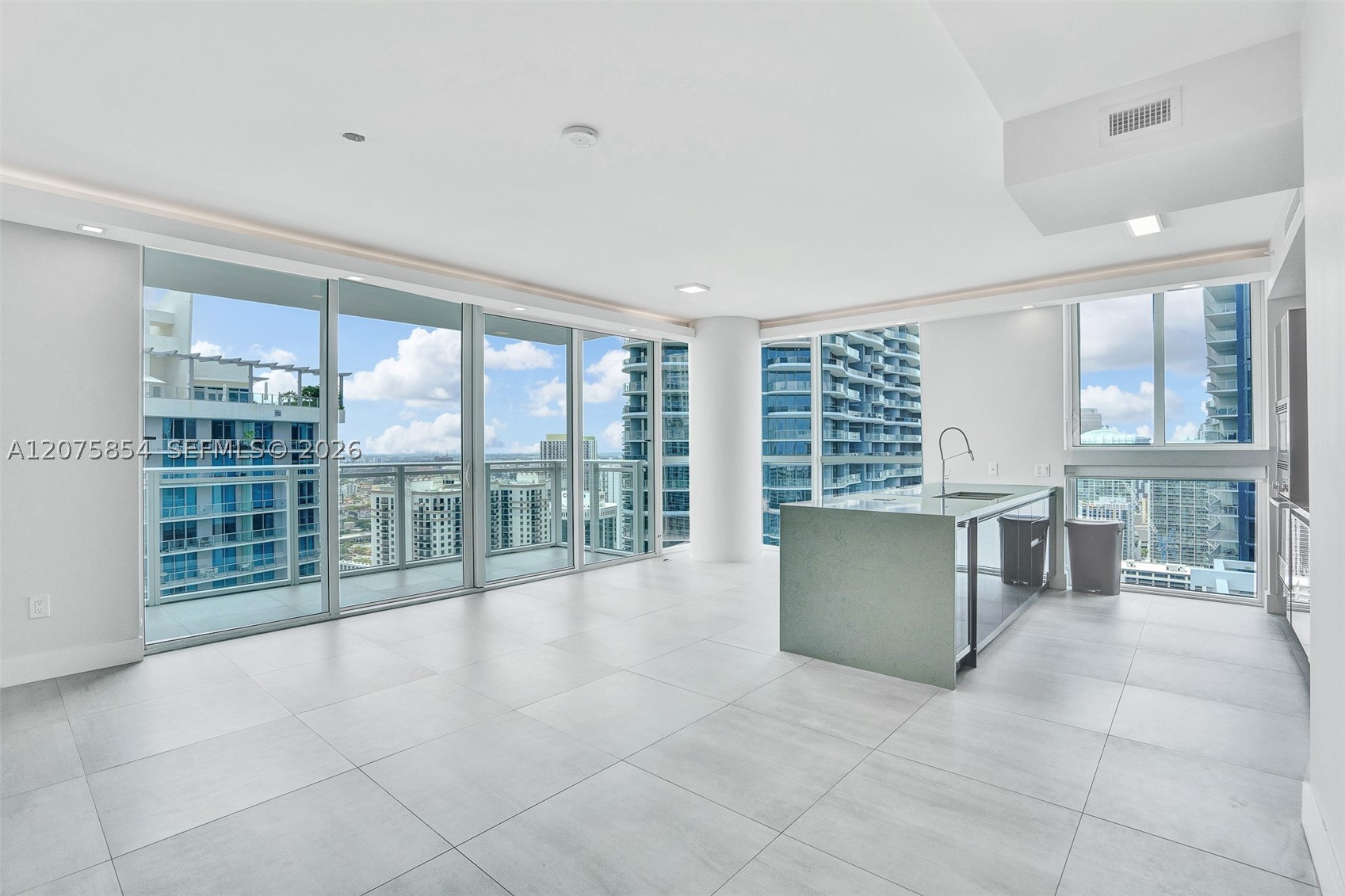 1080 Brickell Ave 4109 Property Photo 3