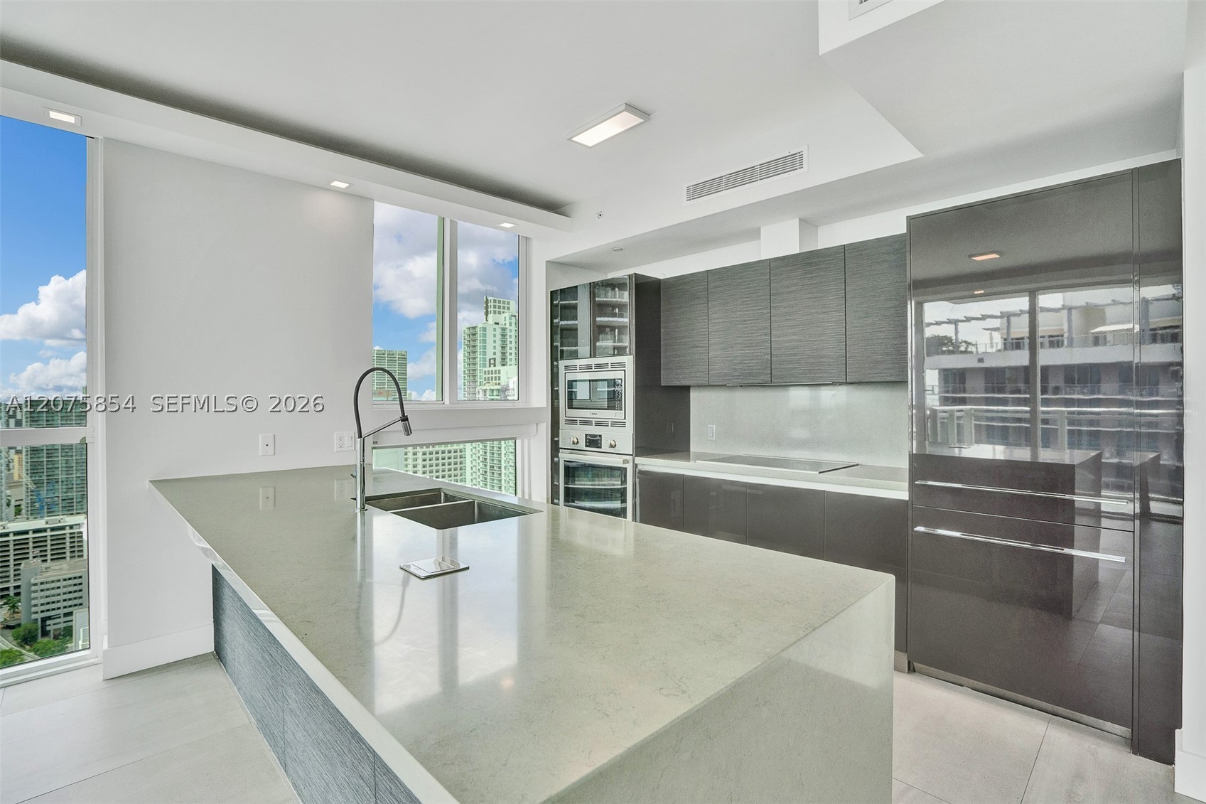 1080 Brickell Ave 4109 Property Photo 5