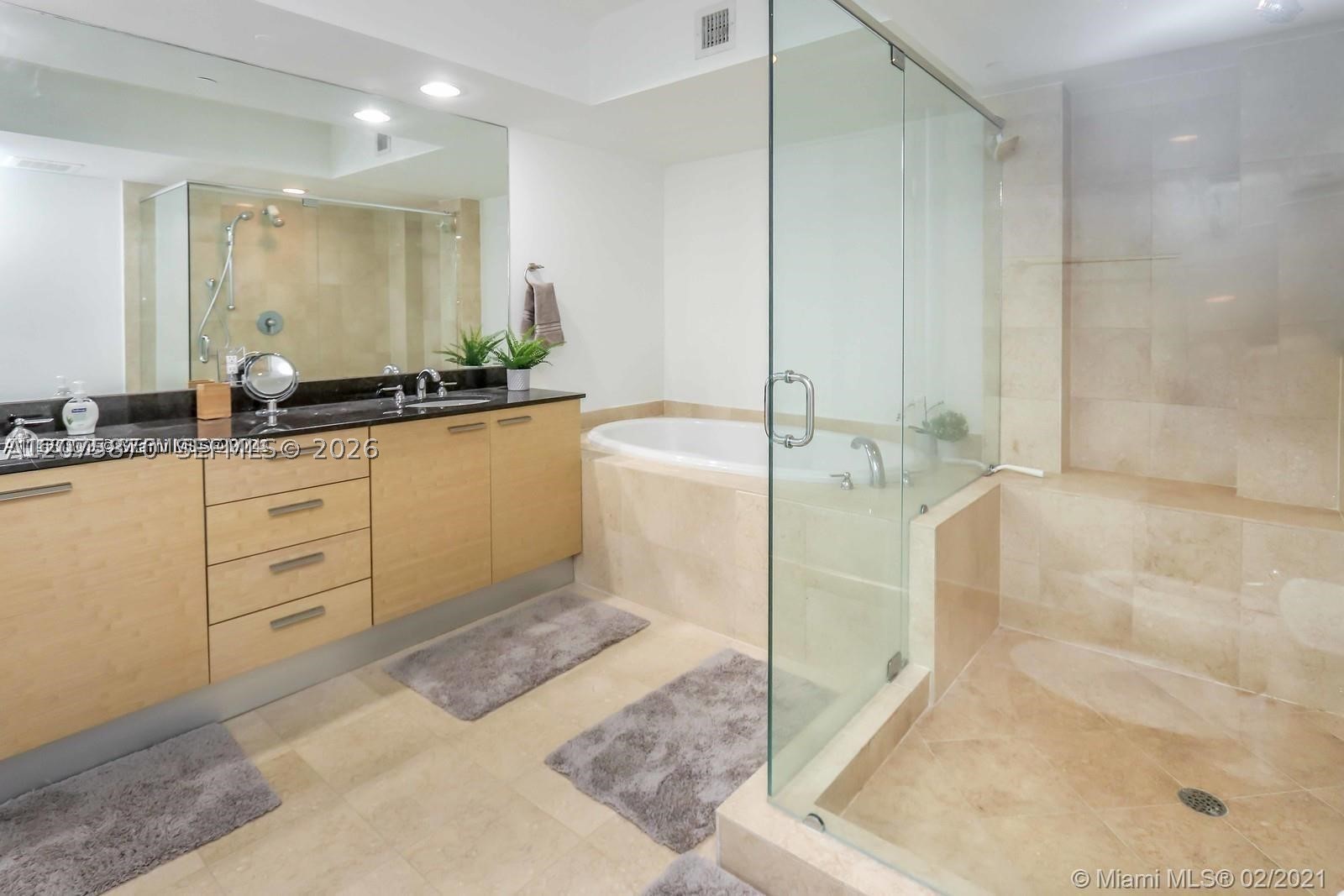 1830 S Ocean Dr 3704 Property Photo 25