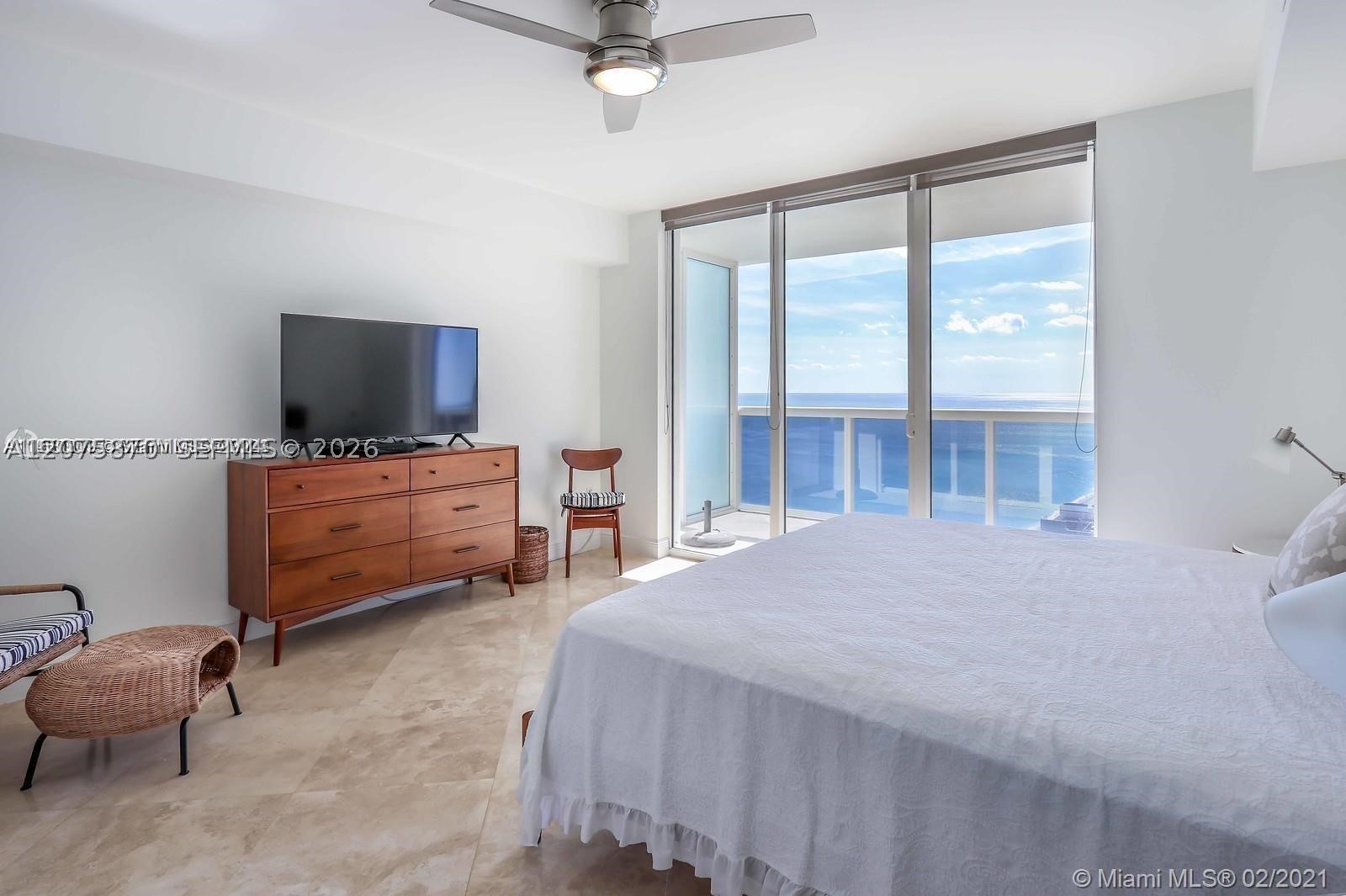 1830 S Ocean Dr 3704 Property Photo 28