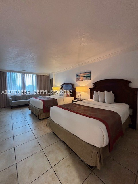 19201 Collins Ave 303 Property Photo 6