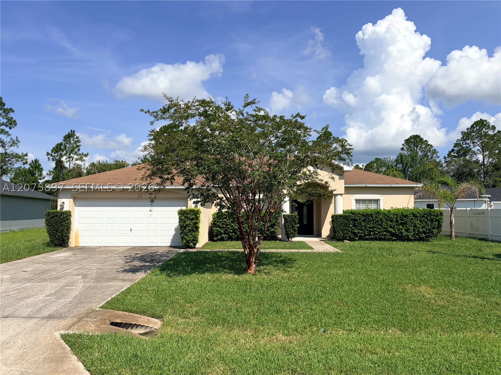 79 Wheatfield Dr Property Photo 1