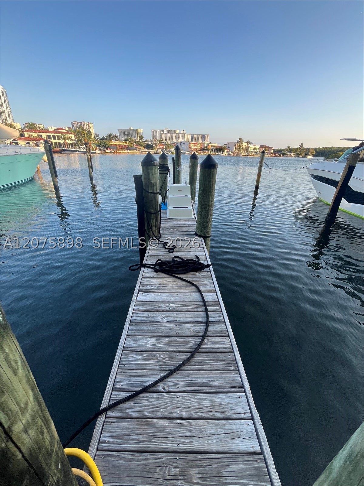 400 Sunny Isles Blvd Property Photo 2