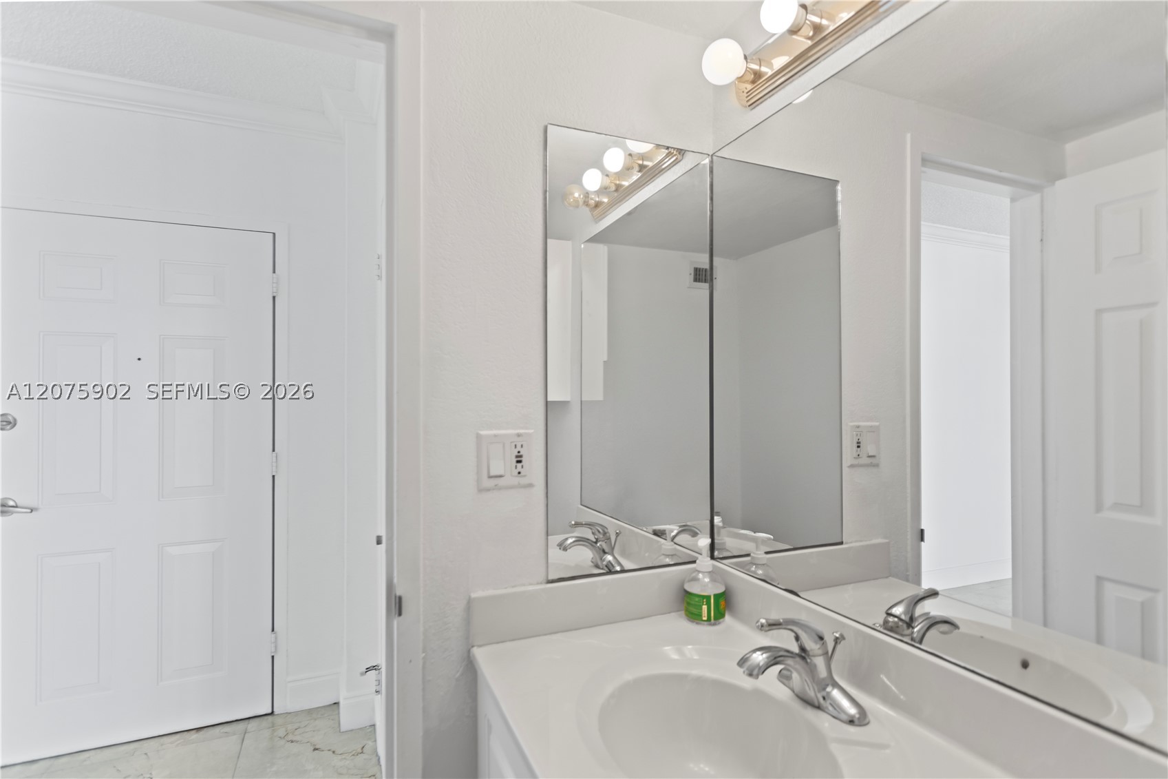 2501 S Ocean Dr 1239 Property Photo 16
