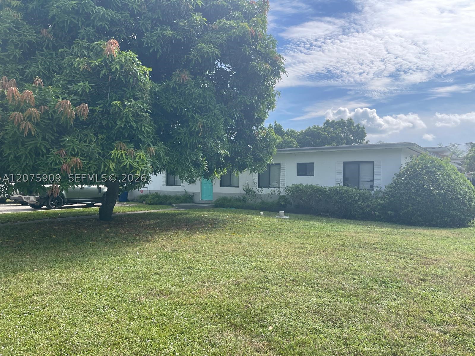 A12075909 Property Photo 2