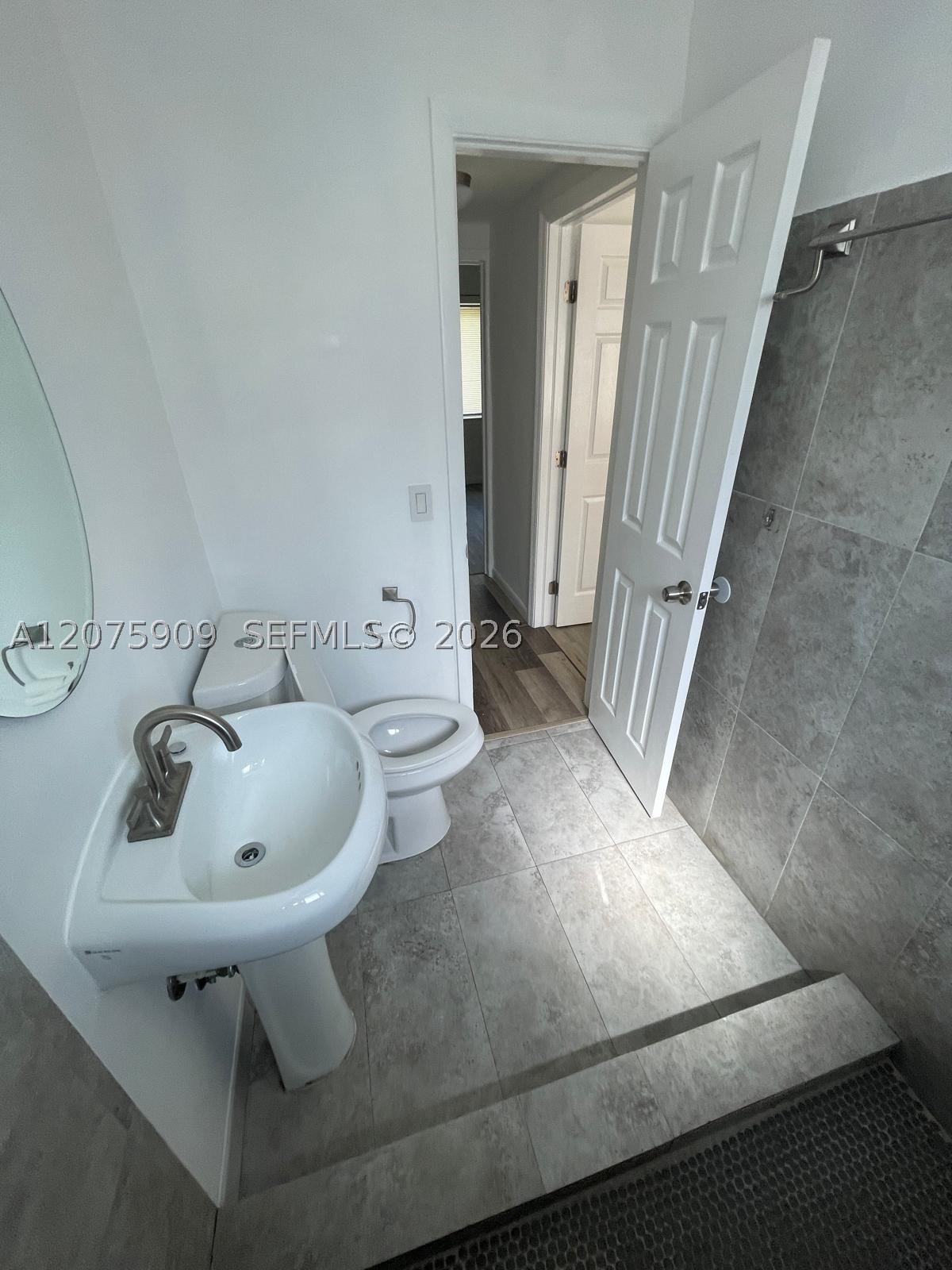 A12075909 Property Photo 21