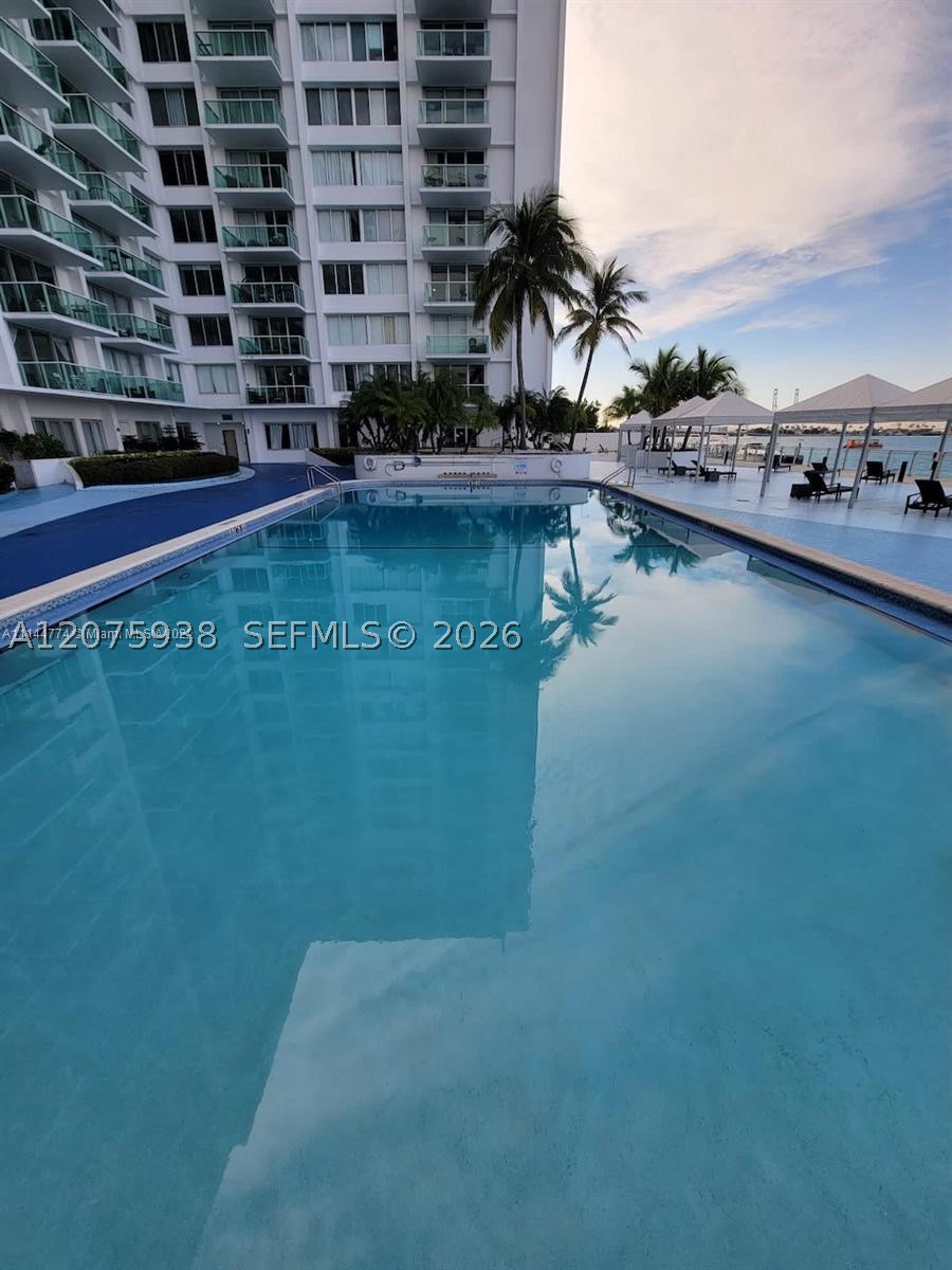 1000 West Ave Ph32 Property Photo 45