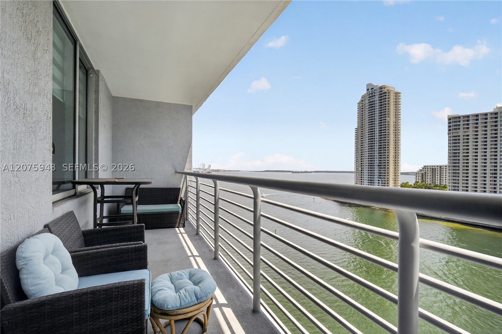 335 S Biscayne Blvd 1503 Property Photo 2