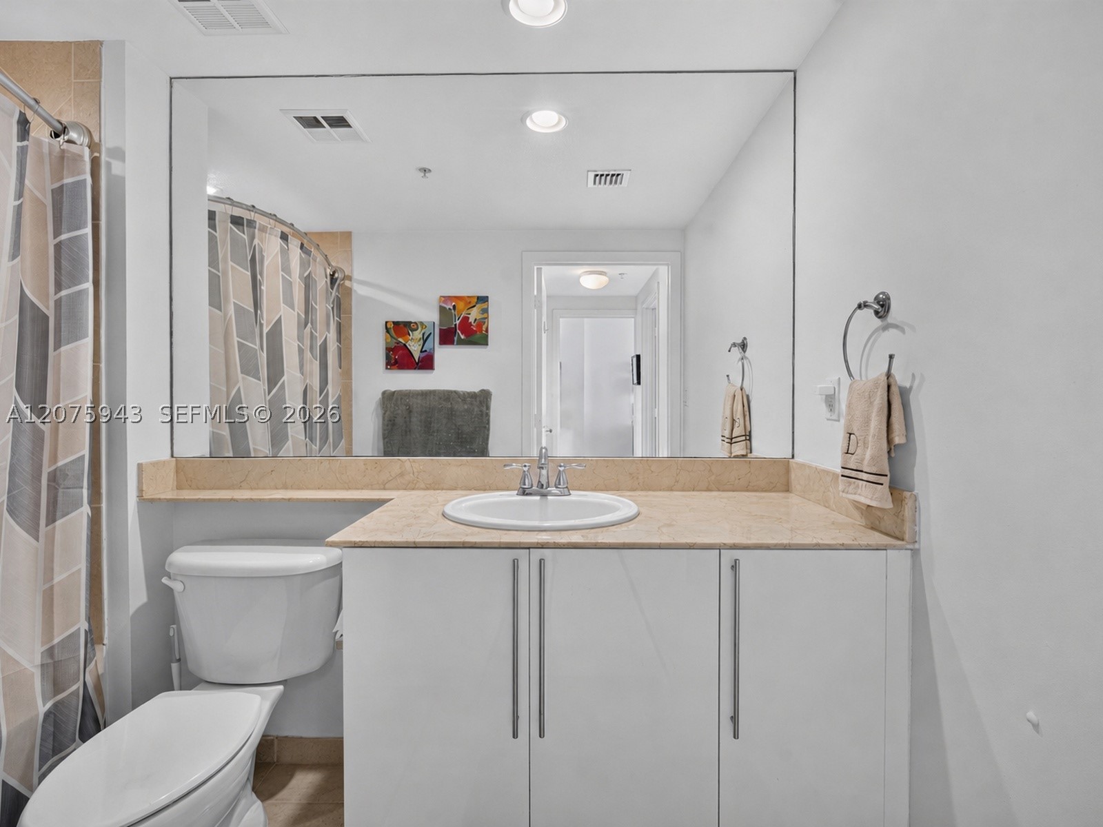 335 S Biscayne Blvd 1503 Property Photo 13