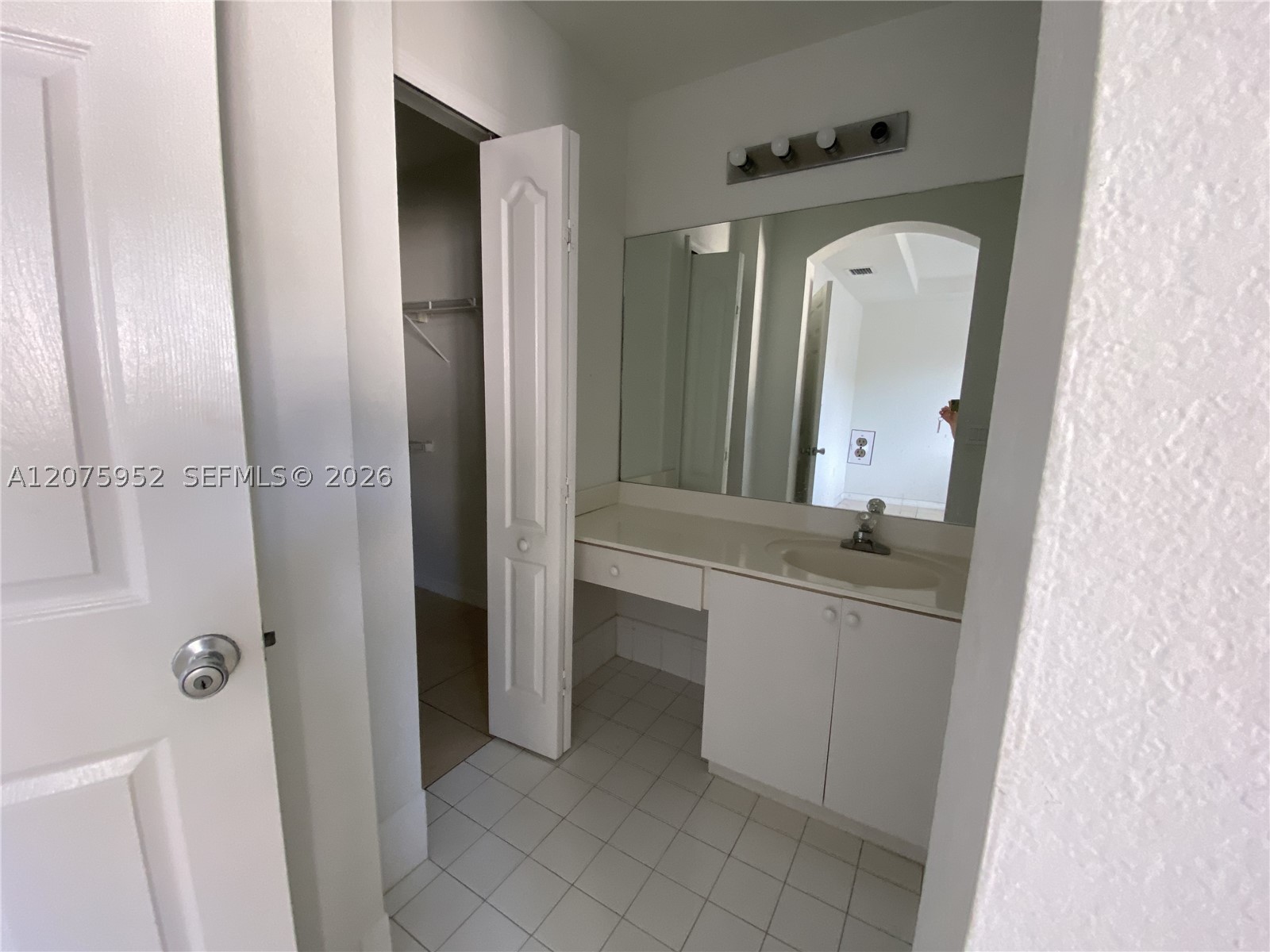 8830 W Flagler St 9 Property Photo 9