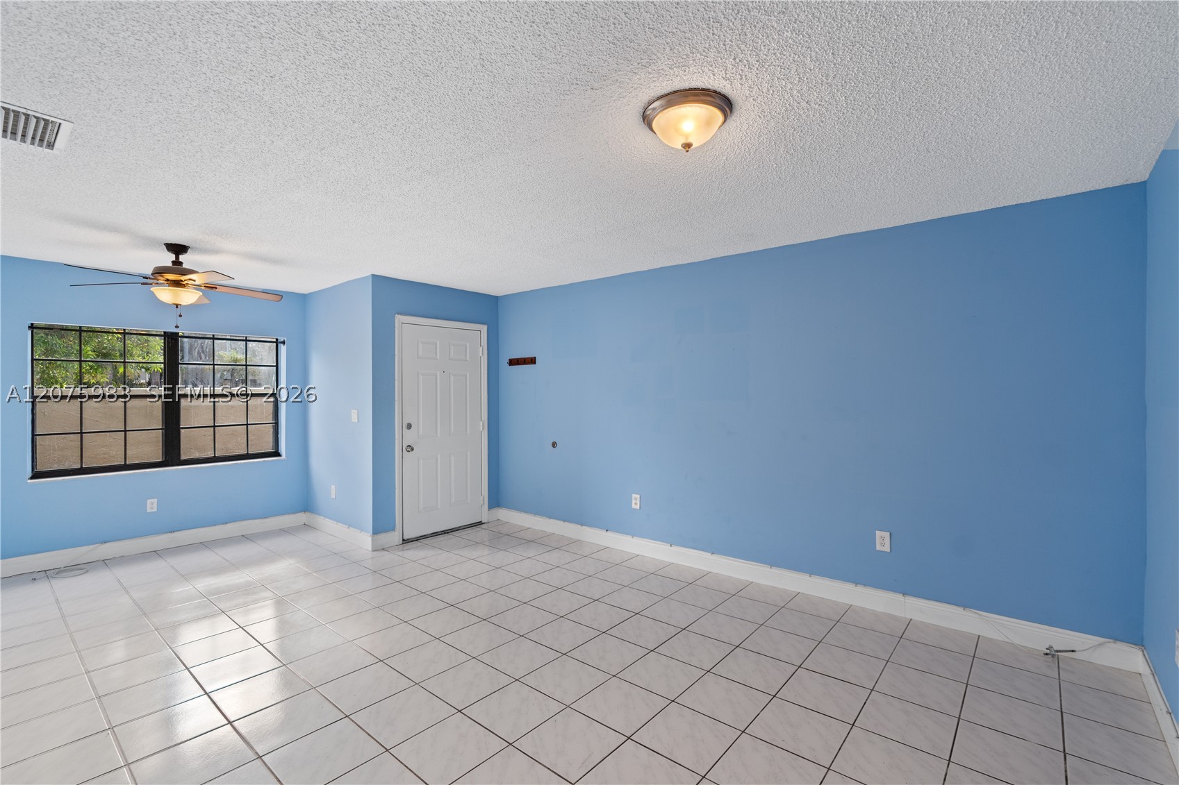 10450 Sw 154th Ct 2 Property Photo 5