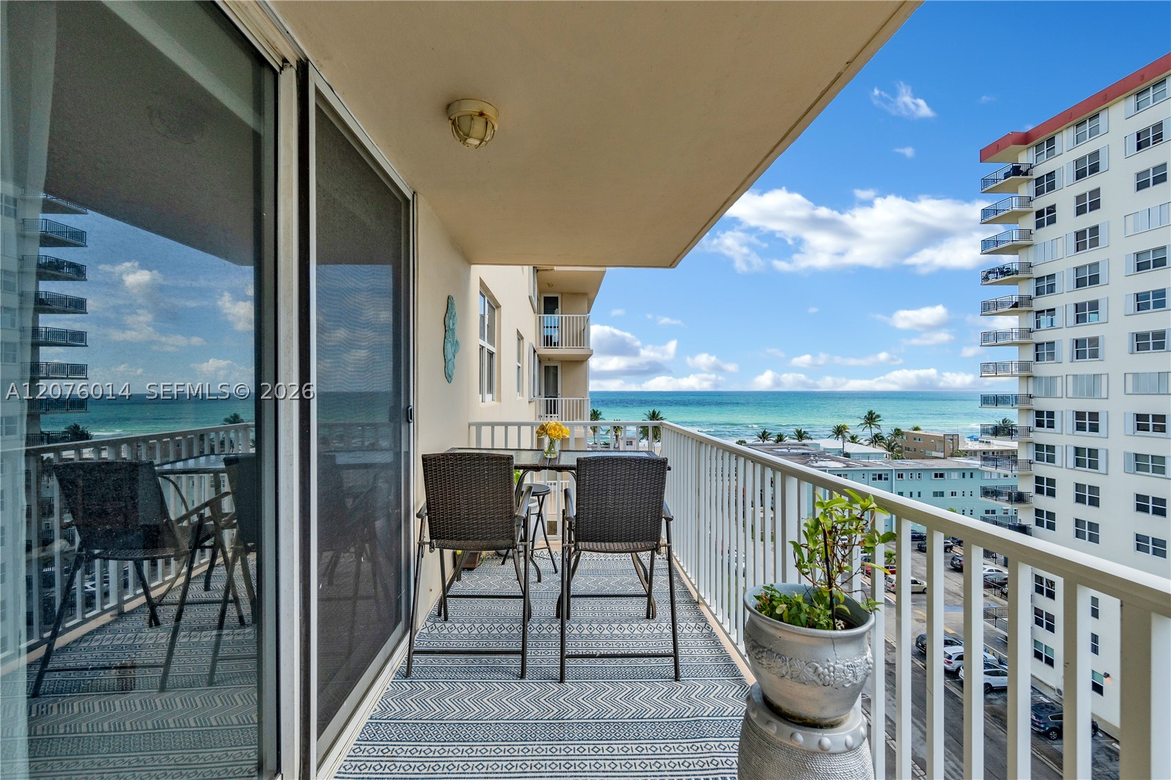 1401 S Ocean Dr 905 Property Photo 21