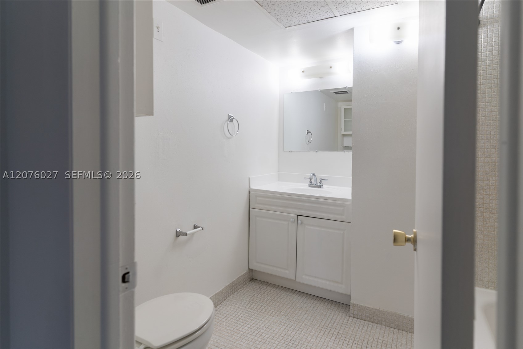 3101 Oakland Shores Dr H207 Property Photo 18