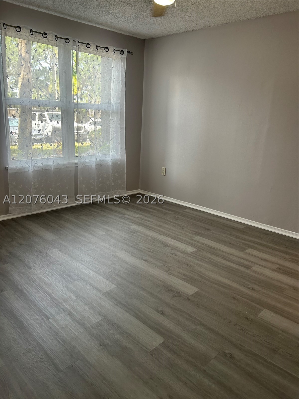 2311 N Congress Ave 15 Property Photo 4