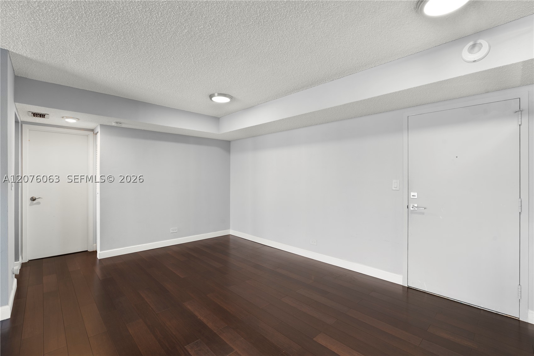 301 174th St 901 Property Photo 15