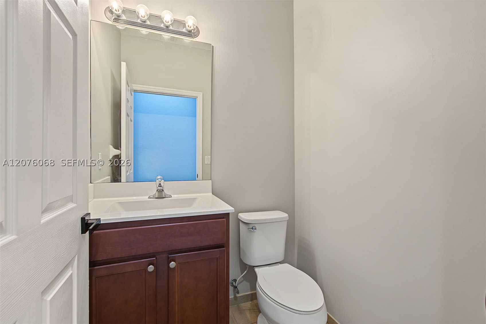 633 Se 35th Ter Property Photo 17