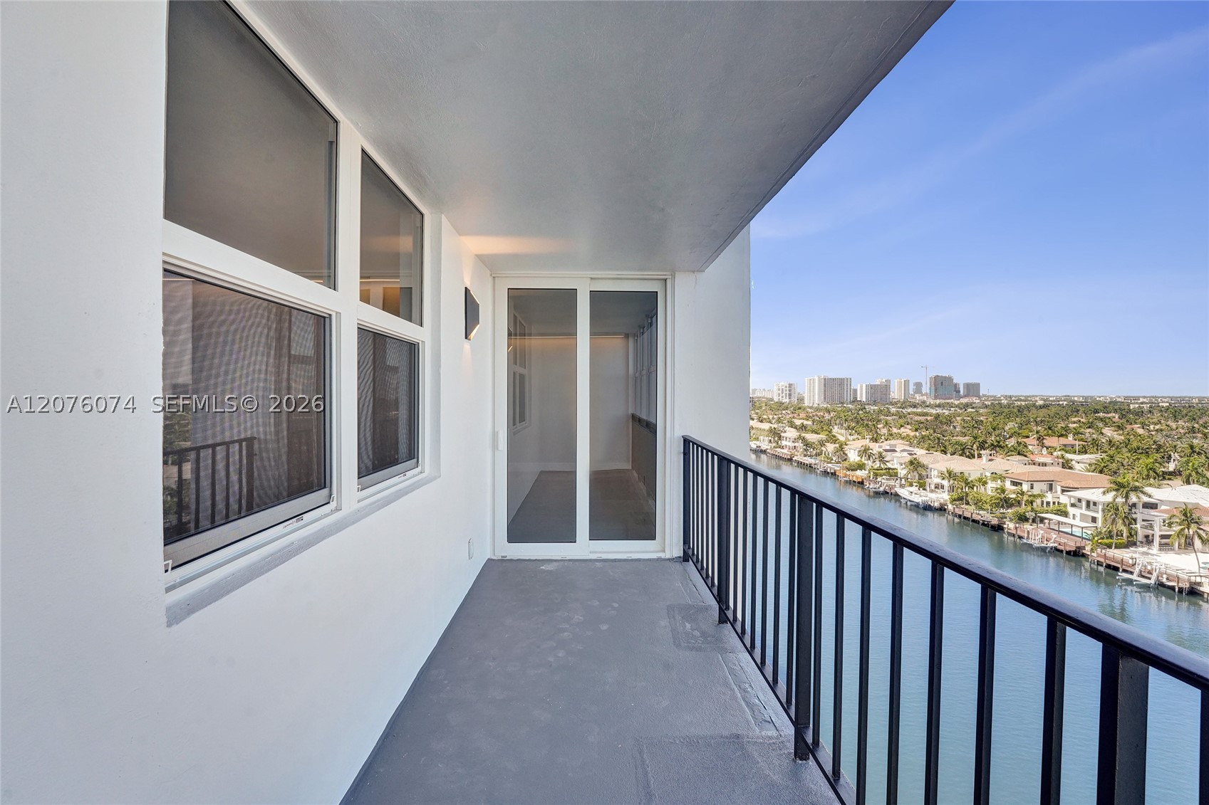 1400 S Ocean Dr 1205 Property Photo 16