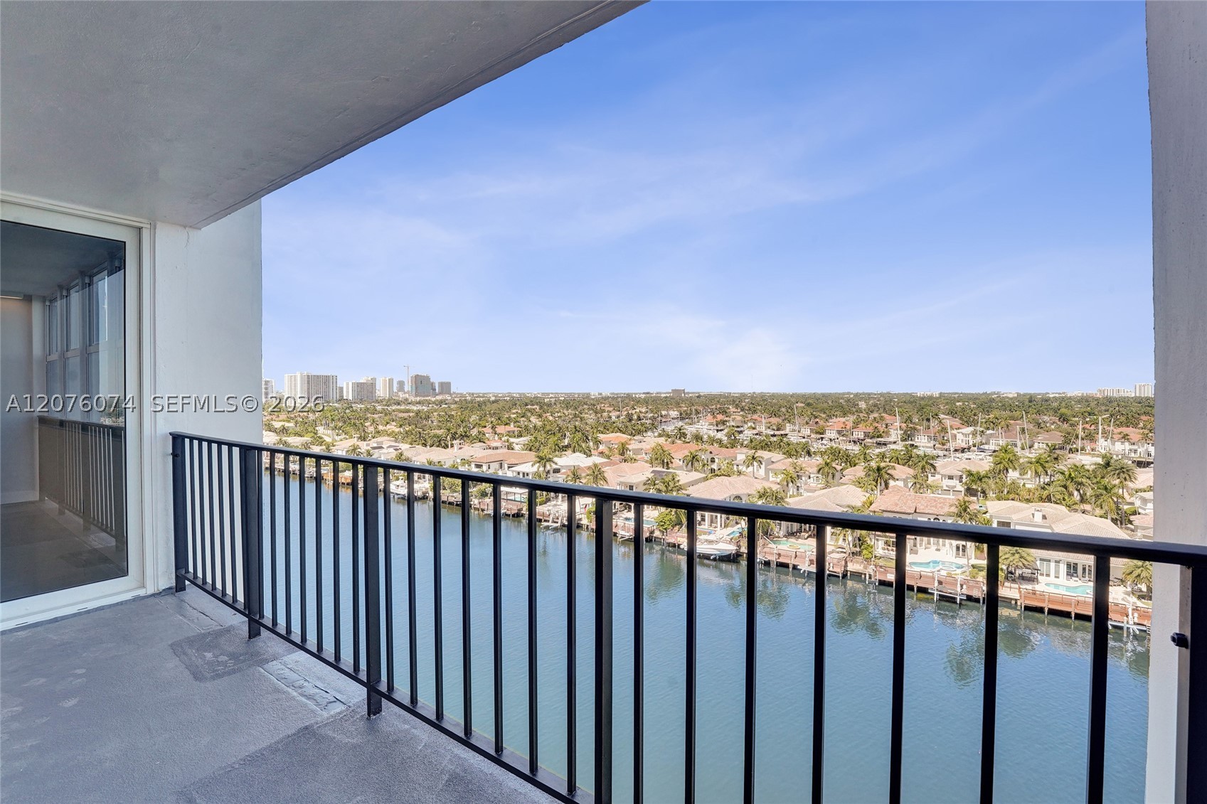 1400 S Ocean Dr 1205 Property Photo 19