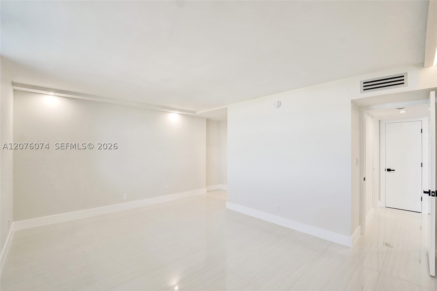 1400 S Ocean Dr 1205 Property Photo 22