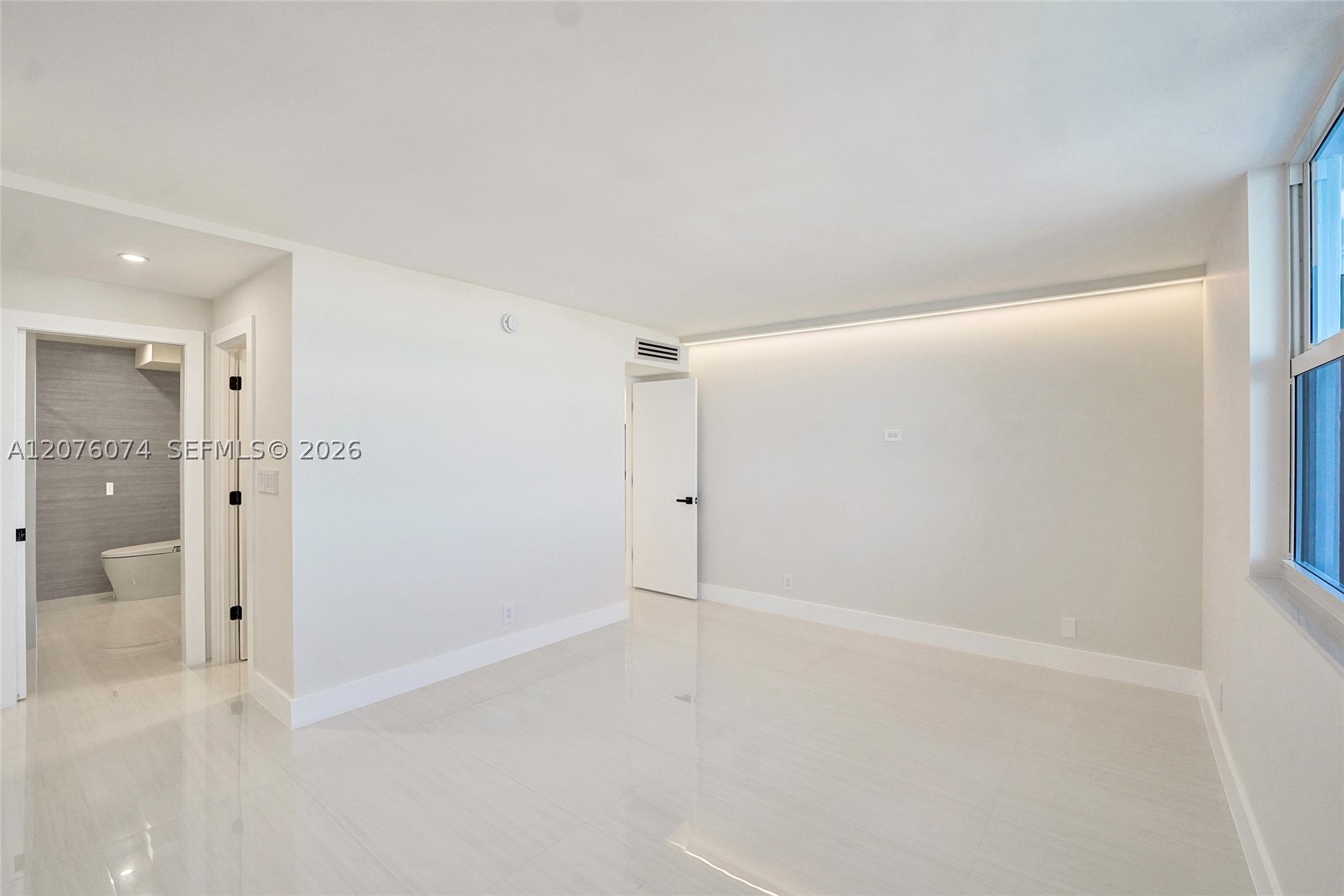 1400 S Ocean Dr 1205 Property Photo 23