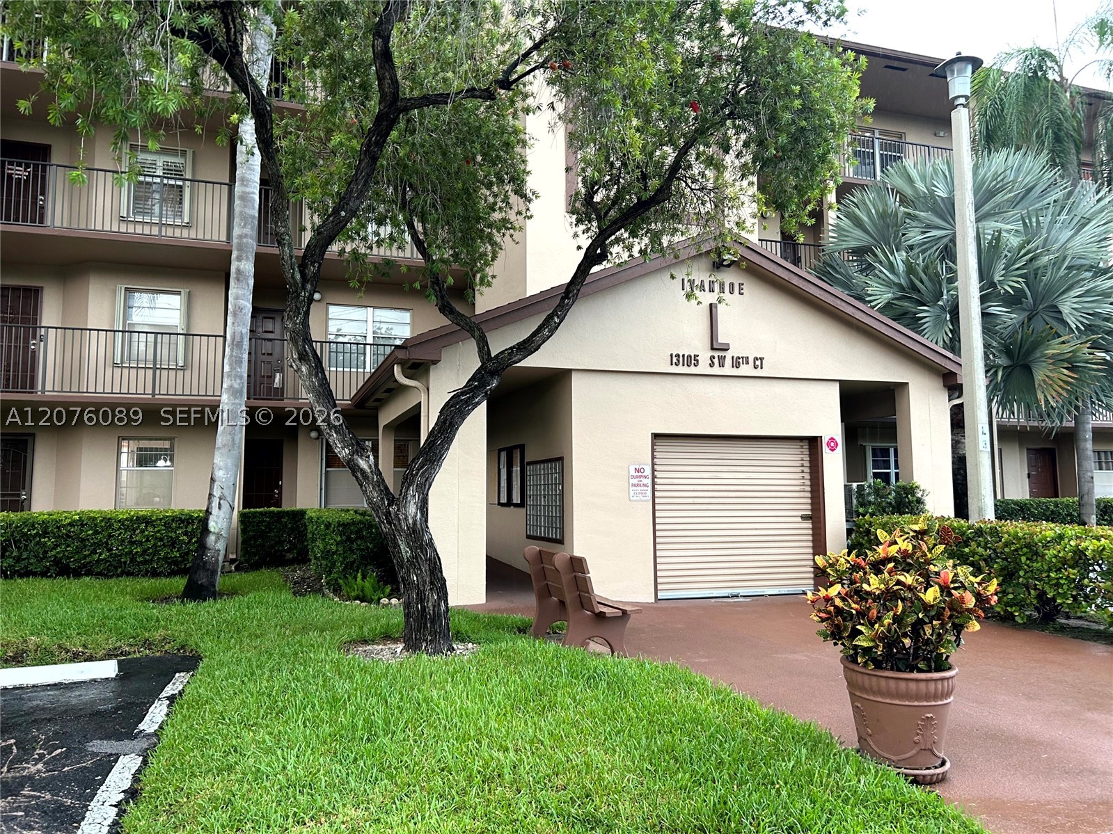 13105 Sw 16 Ct 105l Property Photo 2