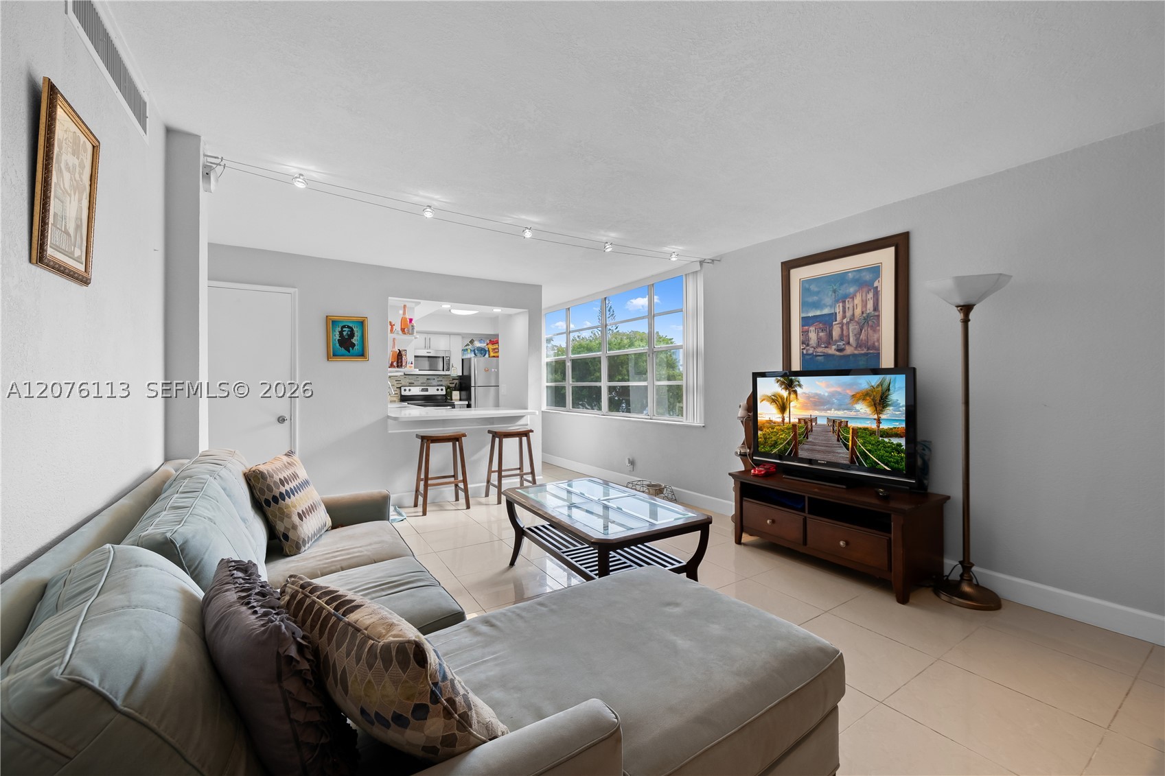 9400 Live Oak Pl 305 Property Photo 8