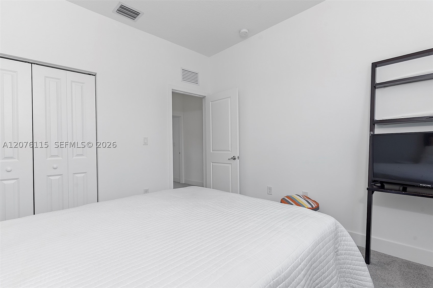 5461 Soria Ave Property Photo 32