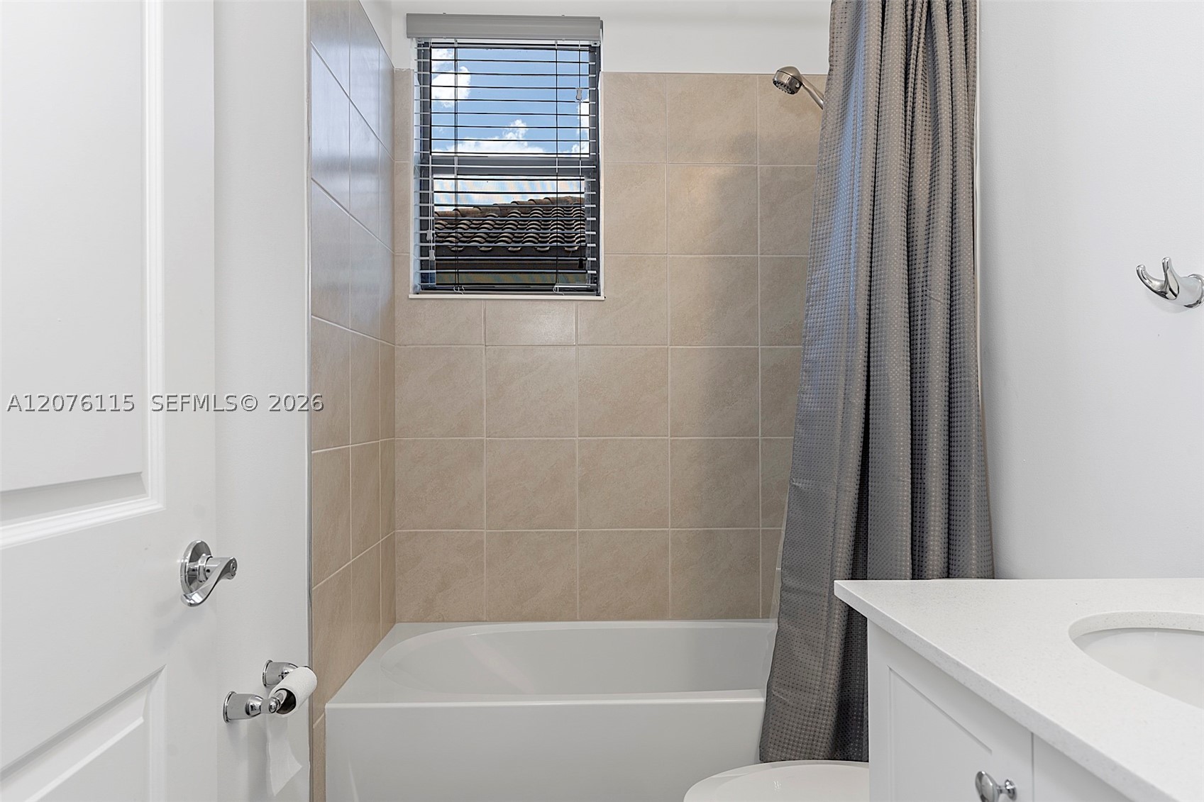 5461 Soria Ave Property Photo 34