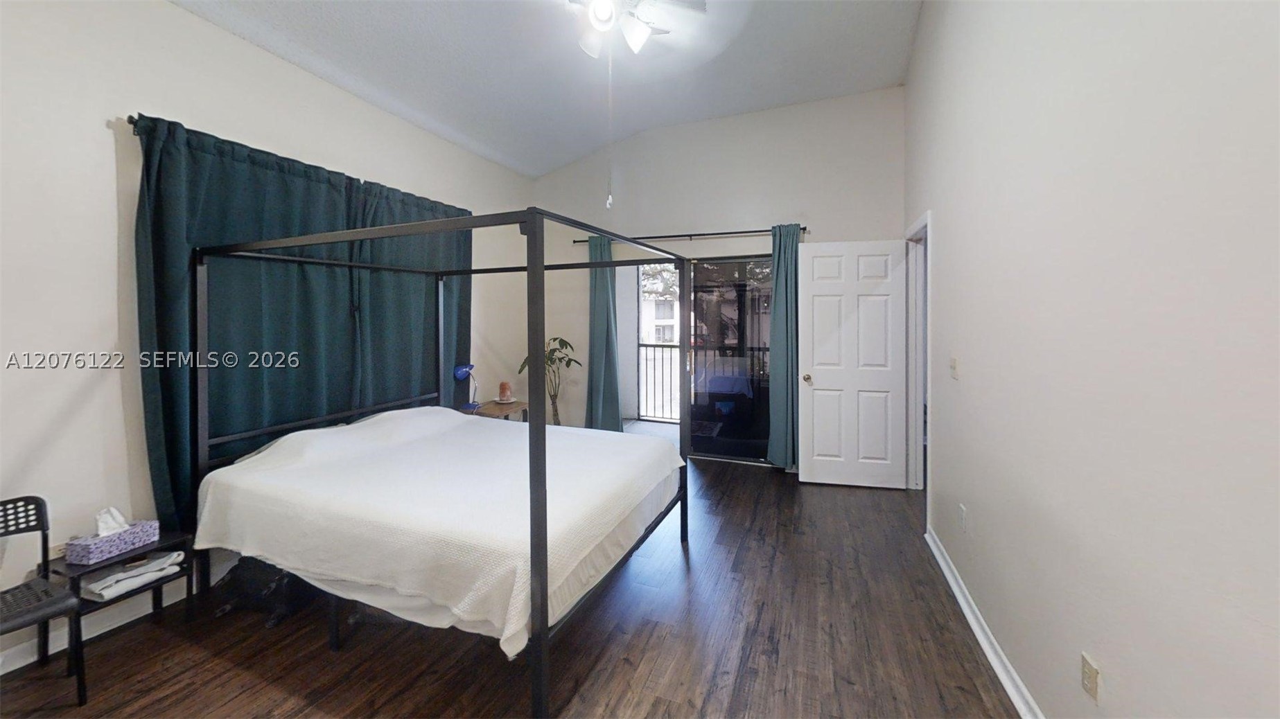 2550 Sw 18th Ter 2118 Property Photo 6