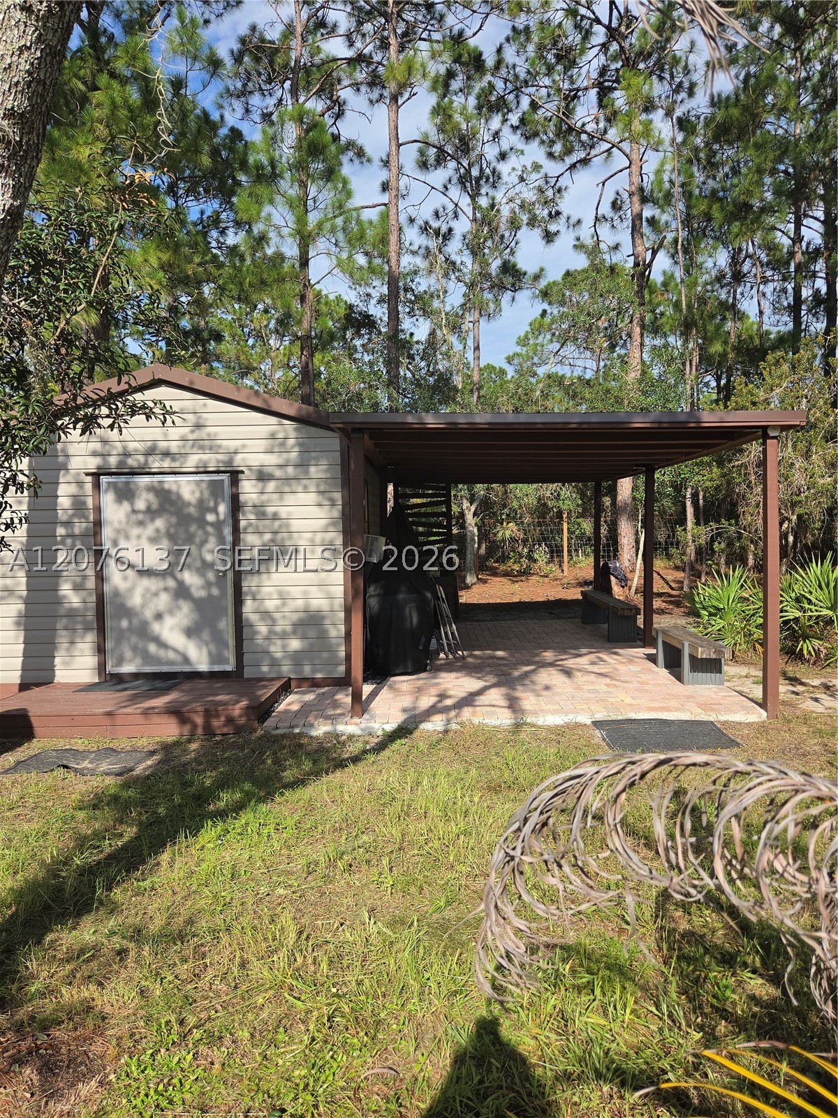 345 Rolling Hills Dr Property Photo 8