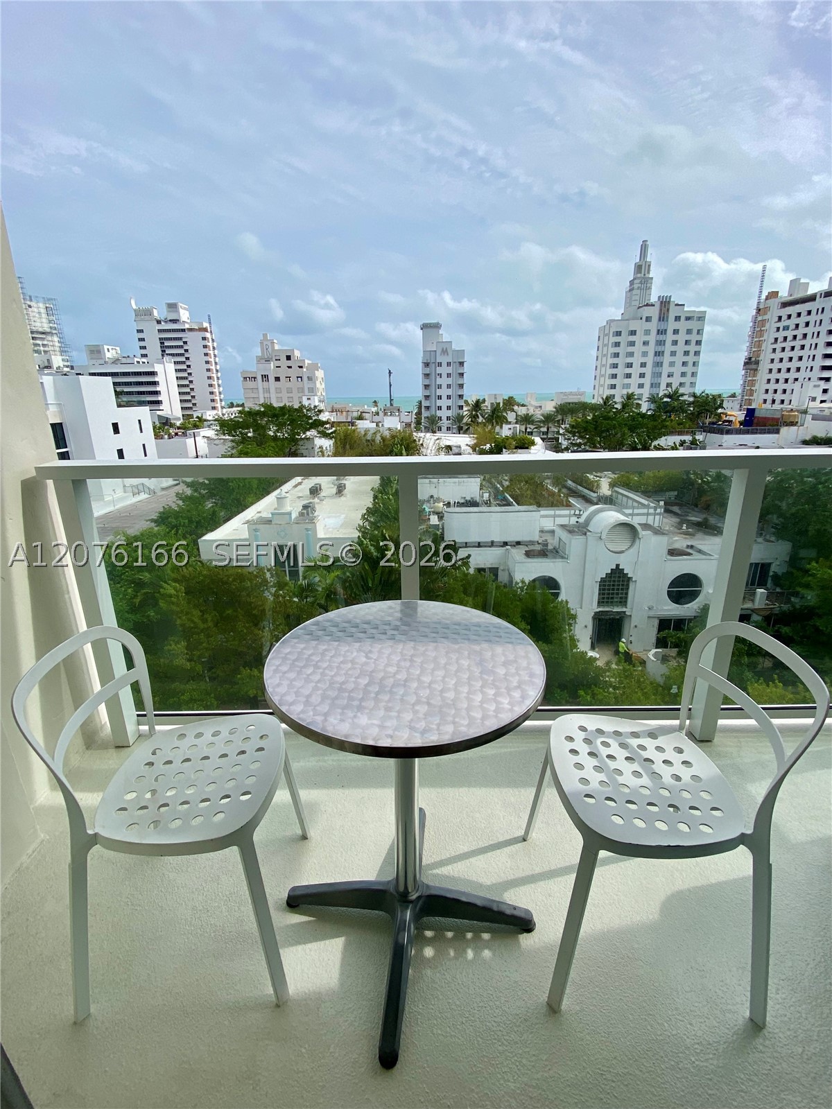 1750 James Ave 7d Property Photo 2