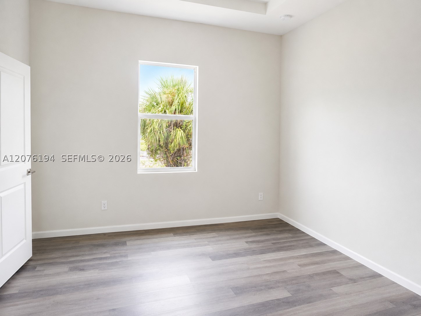 1109 Kraft St Property Photo 25