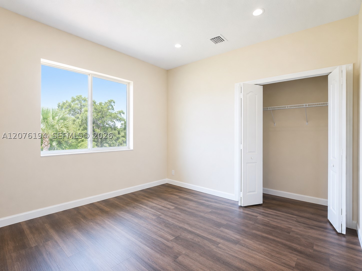 1109 Kraft St Property Photo 26