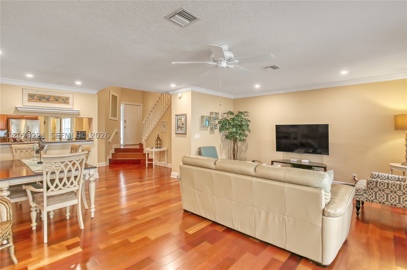 119 Ocean Dunes Cir Property Photo 8